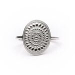 Anillo de plata de ley de 925.