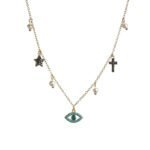 Gargantilla charms con perlas, turquesas y circonitas de plata de ley bañada en oro.