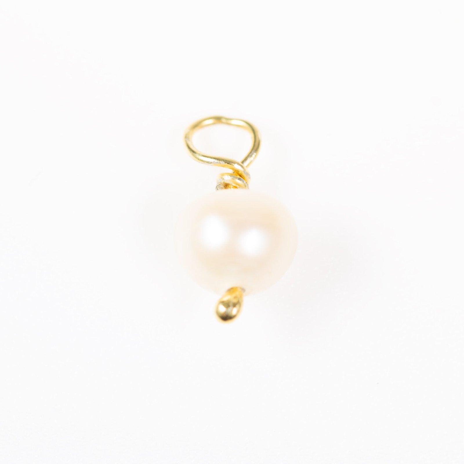 charm-pearl-oro-1.jpg